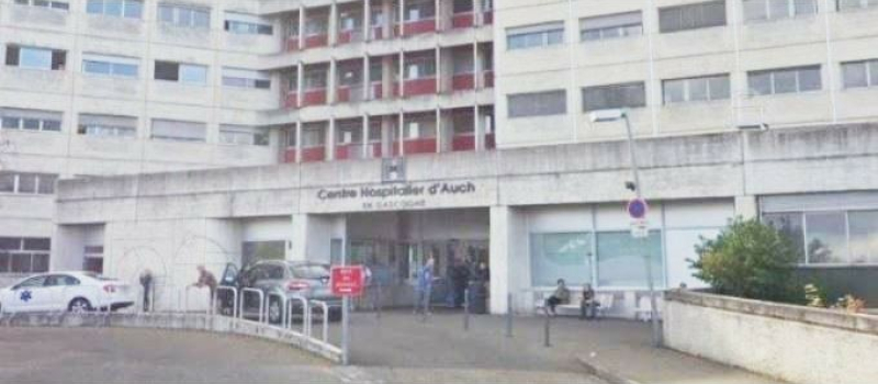 Le vendredi 22 juillet, l'hôpital annule les visites de 11 h à 15 h 30