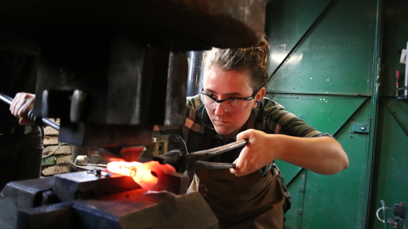 Participez à la naissance d'un atelier de forge !