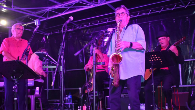 Les Gascostompers ont animé le cœur du village