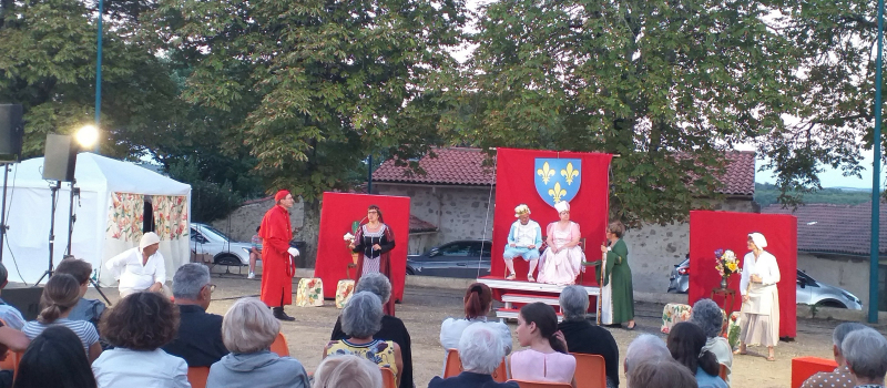 A Bezolles, c'était "La vie de château" le temps d'une sympathique soirée !