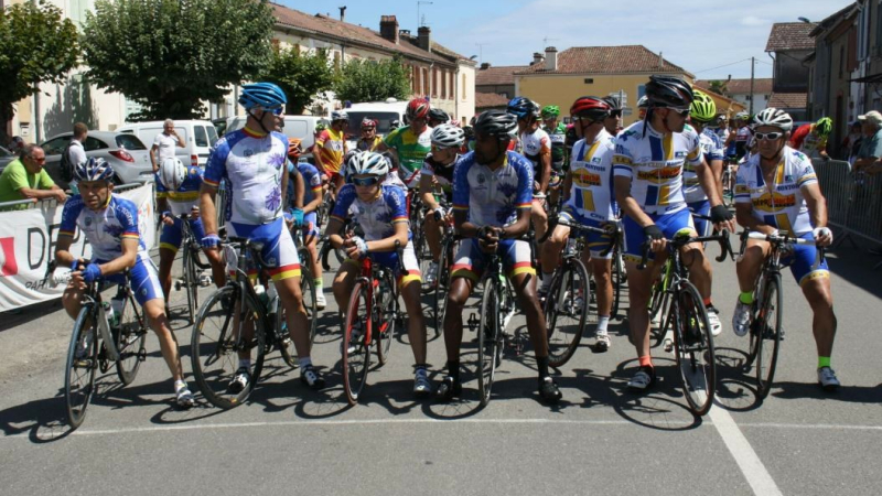 Courses cyclistes prix du comité des fêtes