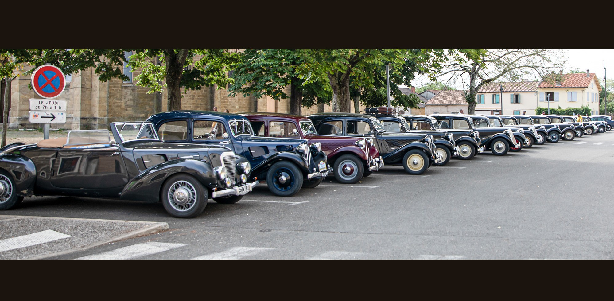 00 La rame de Citroën à Plaisance 1bis 240722 copie.jpg