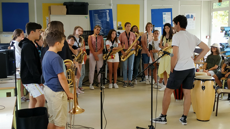 Le collège Aretha Franklin en représentation au Festival Jazz in Marciac.