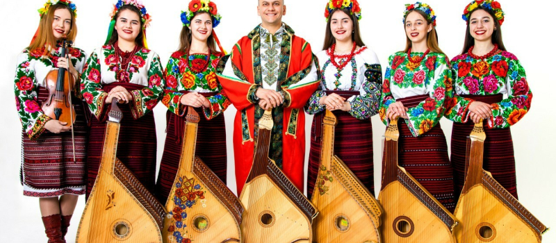 Des voix et des cordes magiques d'Ukraine