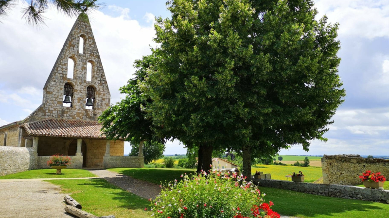 Une visite thématique s’est tenue à l’Isle Bouzon le 28 Juillet et a connu un fort succès avec une quarantaine de participants