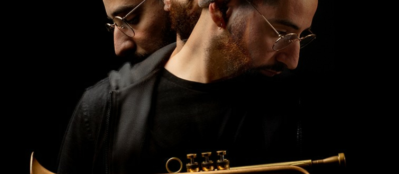 NMA ose le mélange des genres