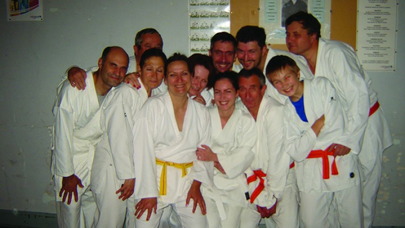 Karate l'essayer c'est l'adopter
