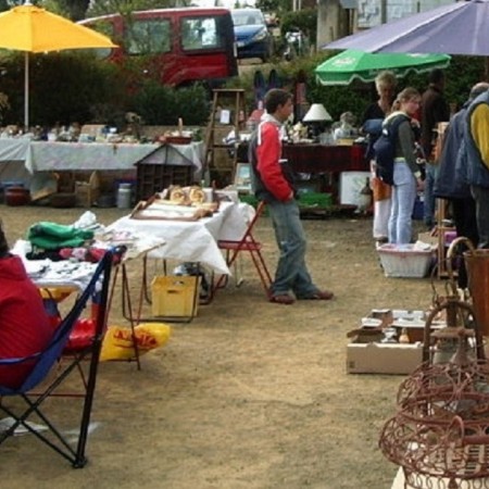 VIDE GRENIER ARCH.jpg