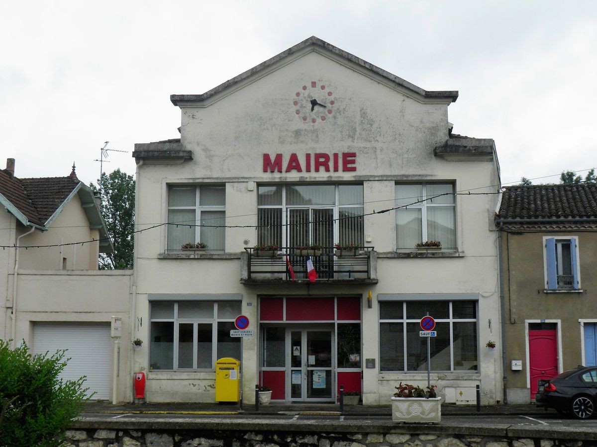 montestruc mairie.jpg