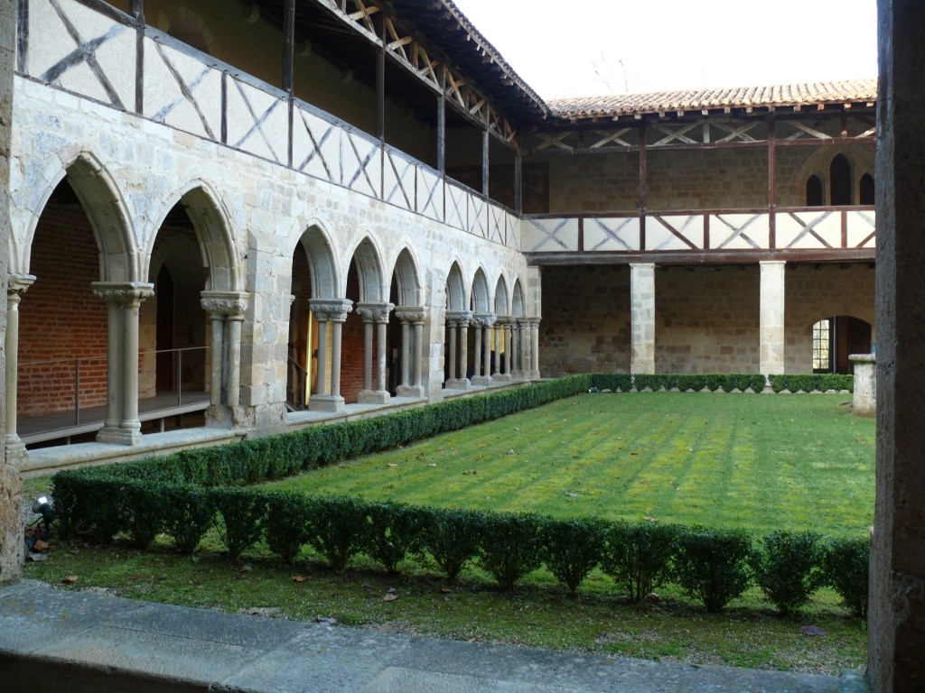 Cloître de Flaran