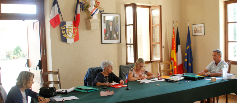 Gers Himalaya en assemblée.