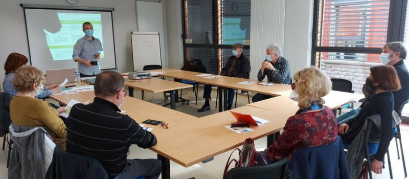Une formation pour les aidants familiaux confrontés à la maladie d'Alzheimer