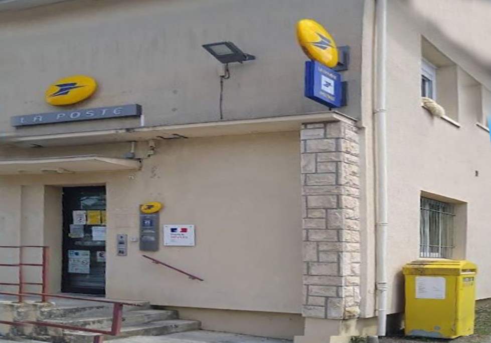 la poste aubiet.JPG