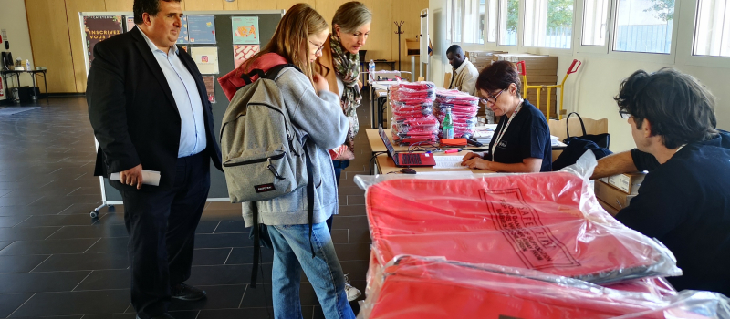 La Région Occitanie vient d'offrir aux élèves de seconde des ordinateurs portables