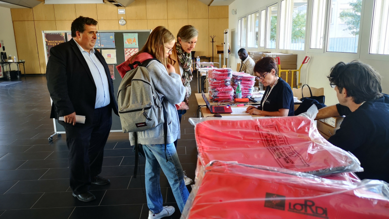 La Région Occitanie vient d'offrir aux élèves de seconde des ordinateurs portables