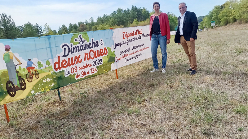 Le vélo en fête pour le premier "Dimanche à deux roues"