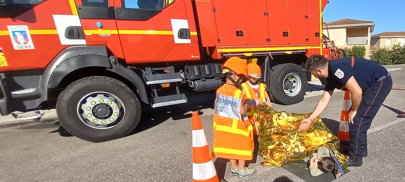 PHOTO ARTICLE POMPIERS.jpg
