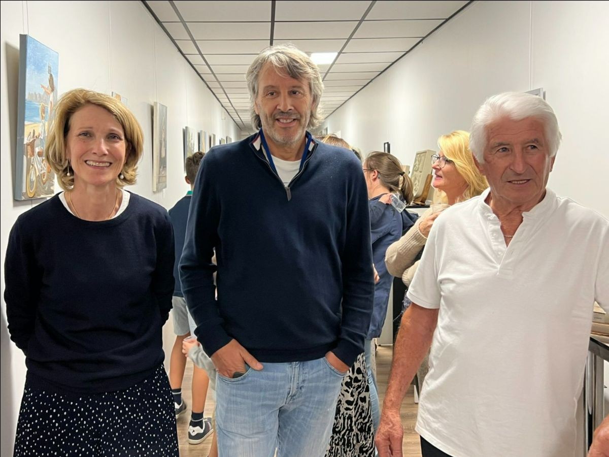 d66ff0de-dc5b-4bb3-f5bf-f7c36a3e2440.jpg