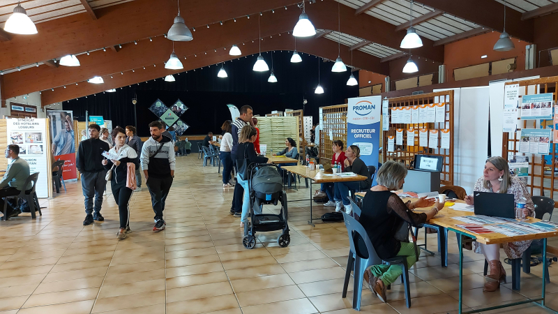 Une trentaine d'entreprises présentes au forum de l'emploi "Place du Taf"