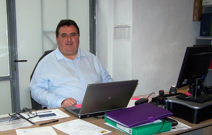 taupia  bureau.jpg