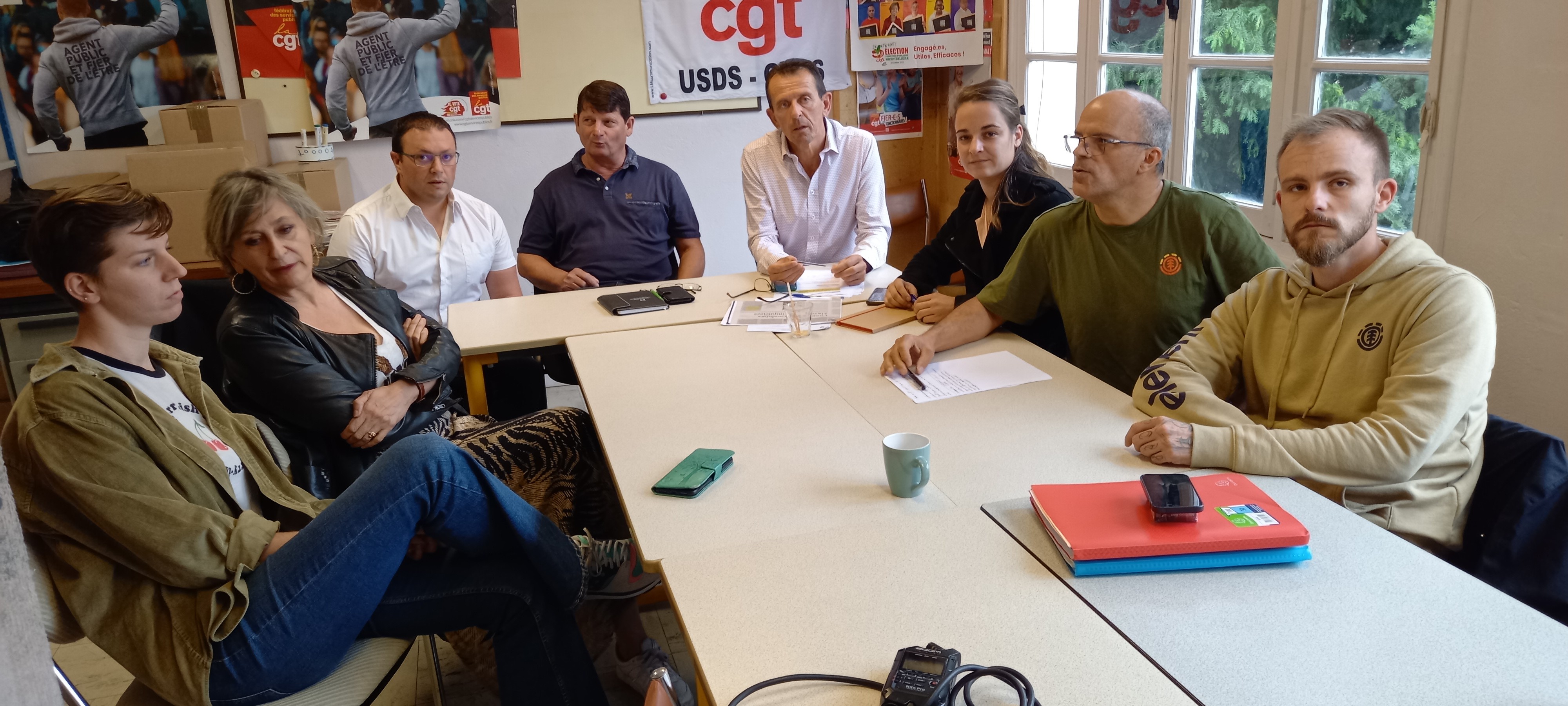 Infirmières et infirmiers étaient présents à la conférence de presse de la CGT Santé.