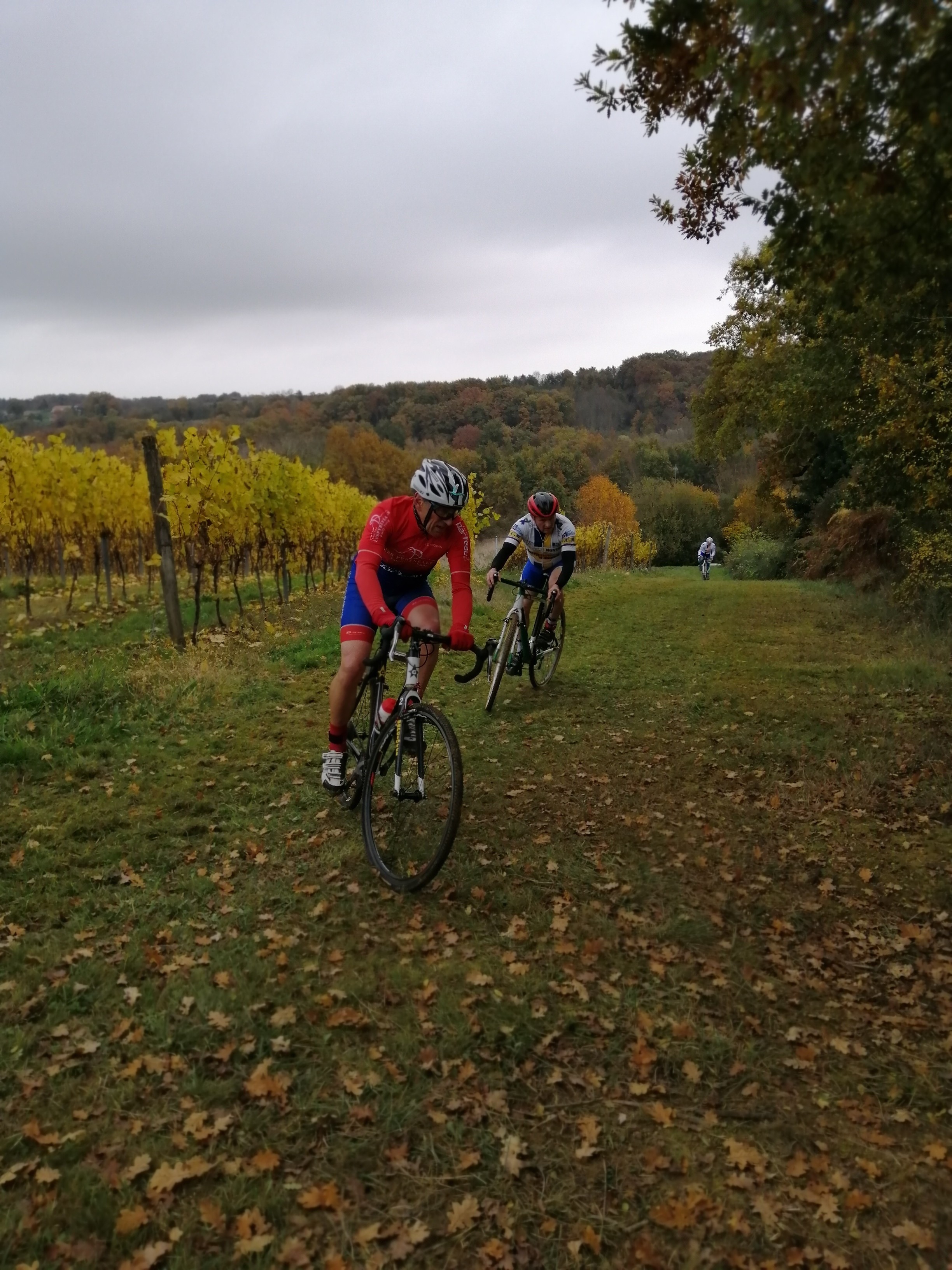 cyclo-cross autour du terrain de rugby  crédit photo archives Lionel Lemaire