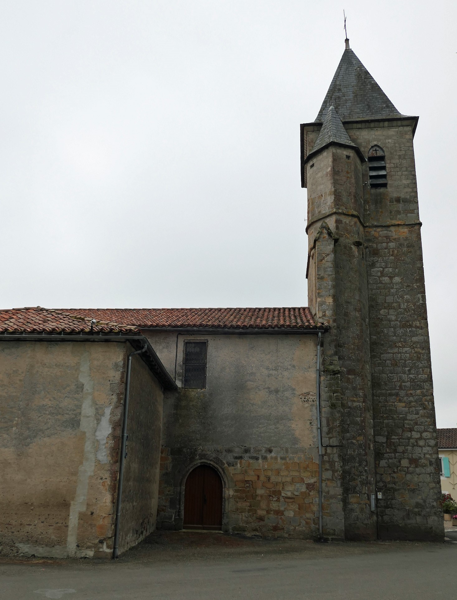 TARSAC EGLISE Ph commune.com.jpg
