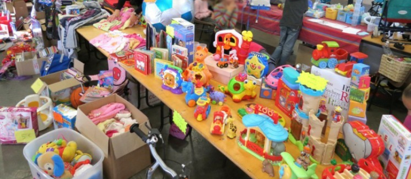 Vide-jouets et puériculture avec Les Pitchoun's dimanche