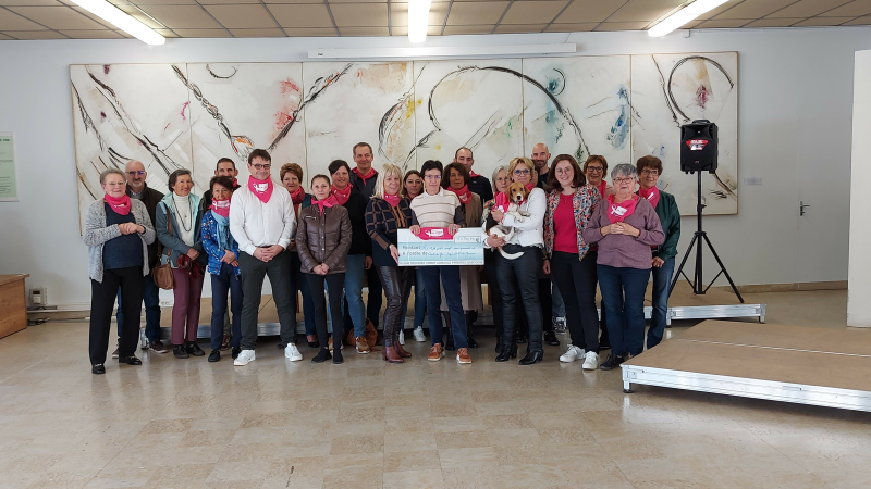 Belle réussite d'Octobre Rose à Vic-Fezensac : le plus gros chèque du département remis à La Ligue contre le Cancer du Gers