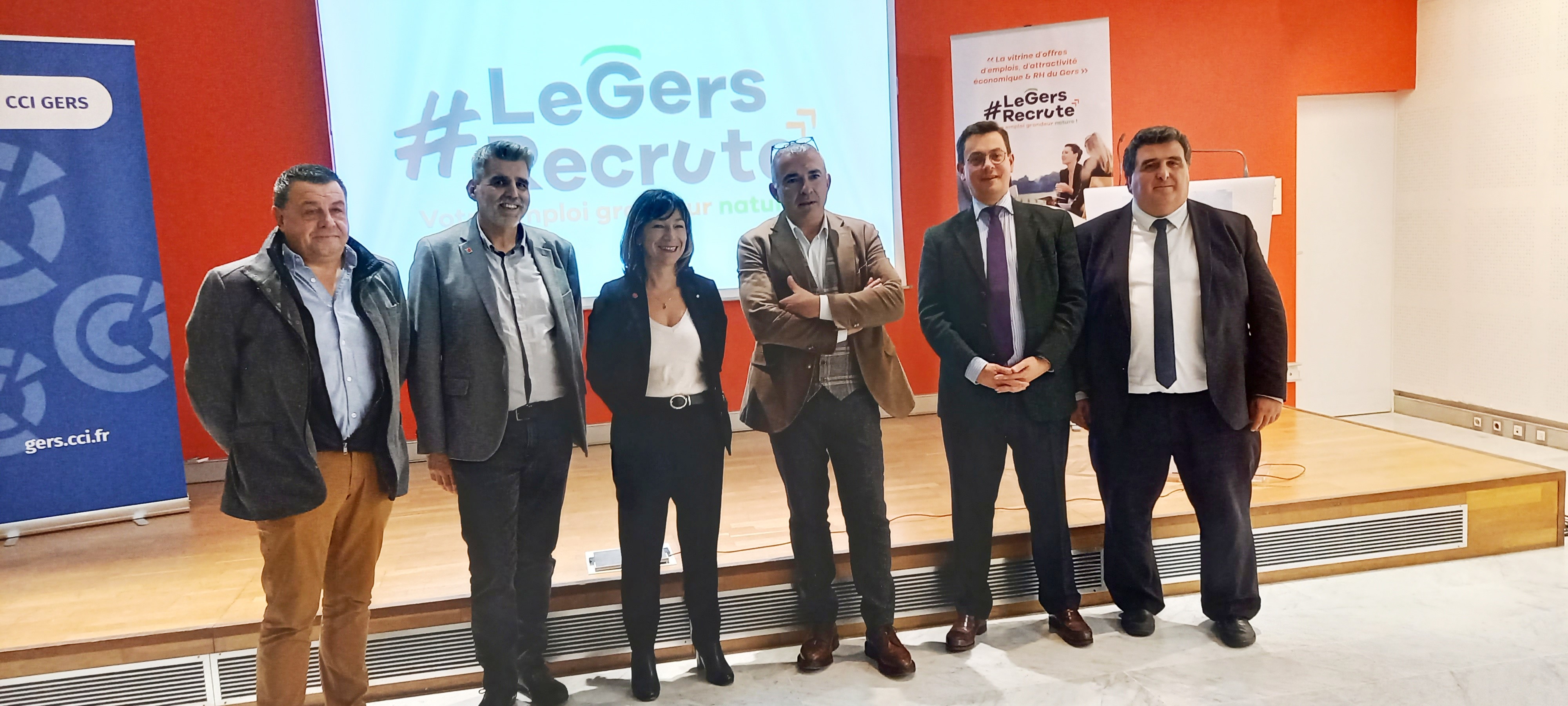 Stéphane Minguet de la Chambre d'agriculture, Philippe Archer de la Chambre des métiers, Muriel Abadie, Conseillère Régionale, Rémi Branet  de la CCI gers, Xavier  Brunetière, préfet du Gers, David Taupiac, député, ont participé à l'inauguration de la platefore Gers recrute.