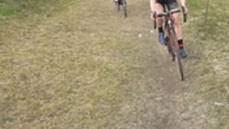 Le cyclo-cross se la joue nocturne et festif