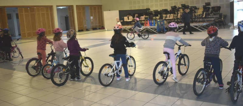 Vélos  et  rollers à l’école