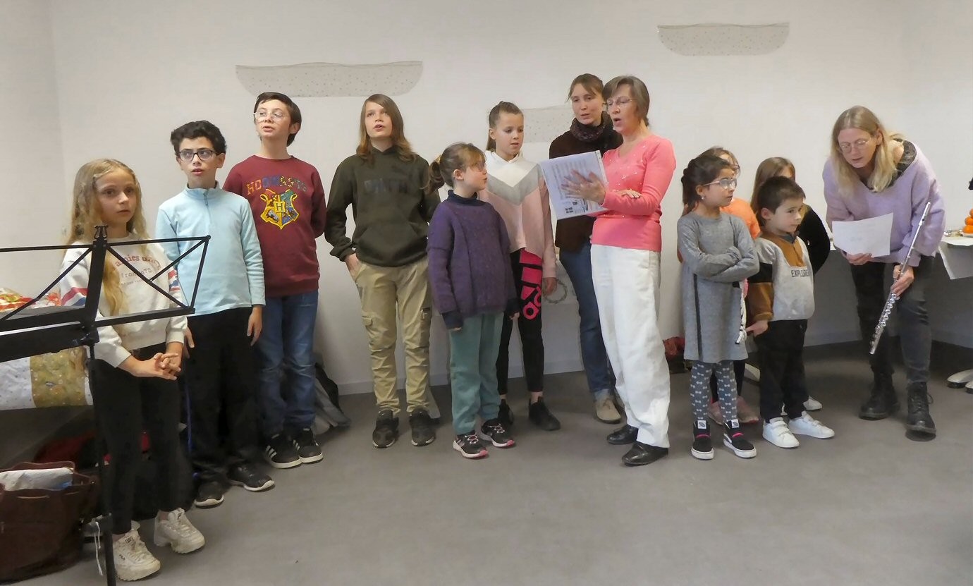 Une petite chorale  particulièrement dynamique