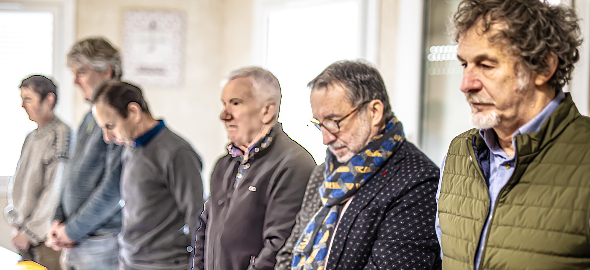0 De droite à gauche Bruno Duffour Christian Peyret Jacques Barthe Steve Clark et Nathalie Ribes 1bis111222.jpg