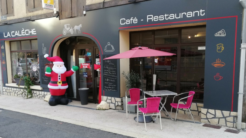 Le Père Noël brave la météo