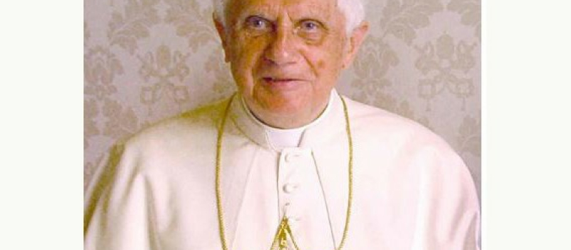 Invitation  à célébrer le décès  une messe pour le  pape Benoît XVI, jeudi  5 janvier, à Mirande