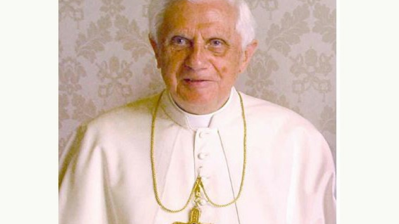 Invitation  à célébrer le décès  une messe pour le  pape Benoît XVI, jeudi  5 janvier, à Mirande