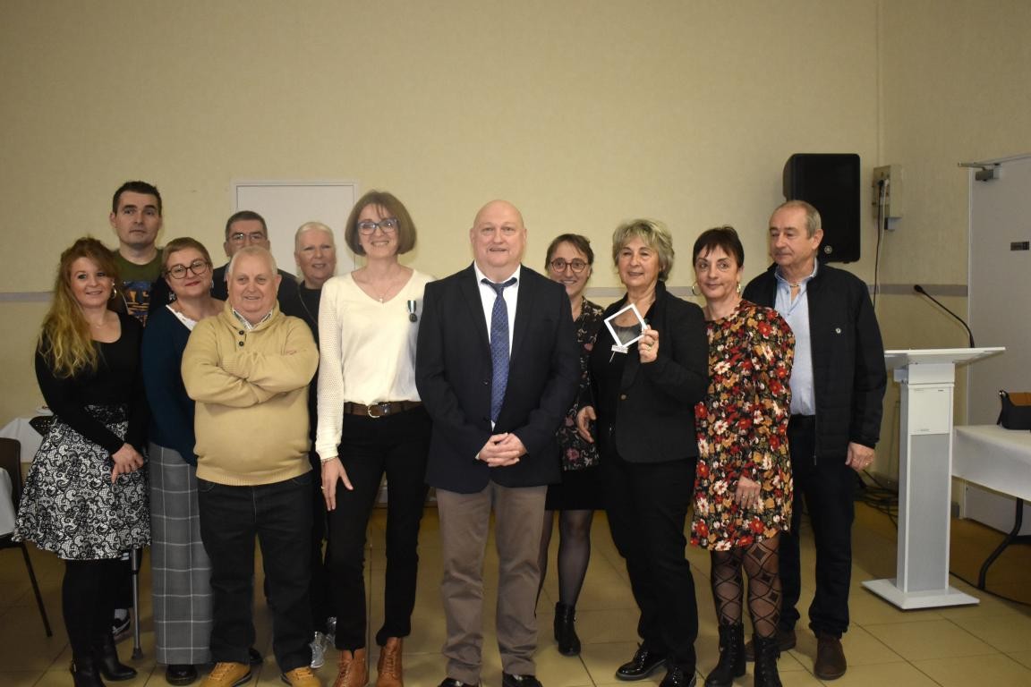 Au centre Frank Barsacq à gauche Sylvie Remazeilles, et à droite Bernadette Blanchard