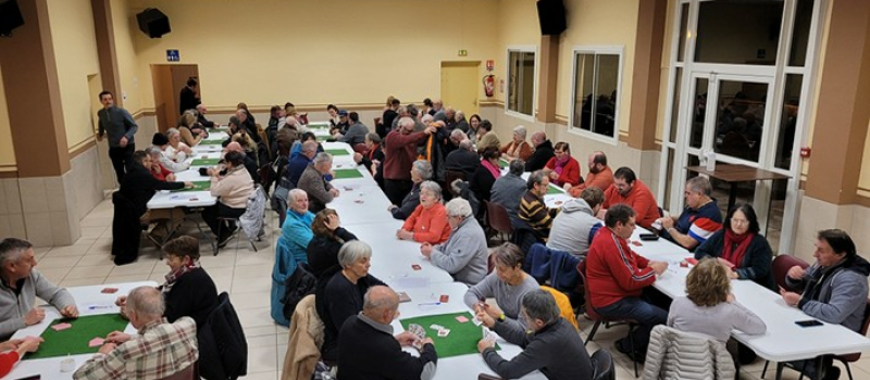 Plein succès pour le concours de belote!