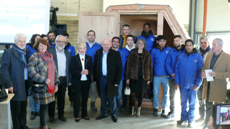 L'Ecole des métiers du Gers a dévoilé son prototype la cabane "Bulle de Miel"