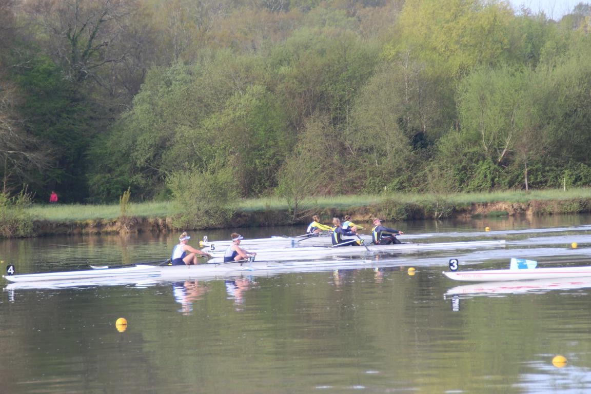 Compétition d’aviron bateaux courts
