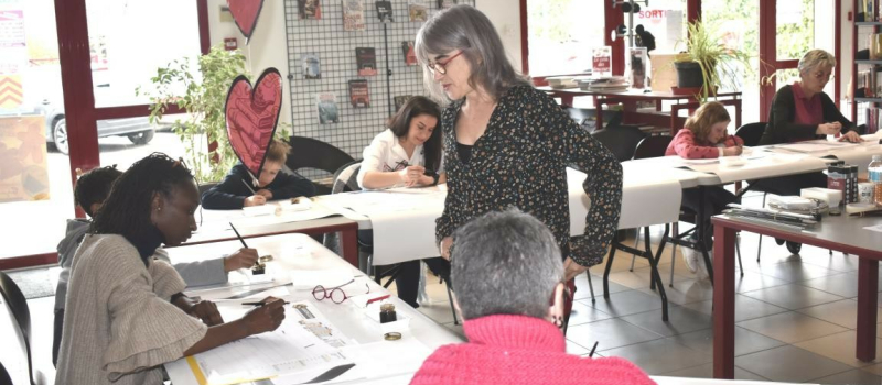 La calligraphie, un art qui a plu