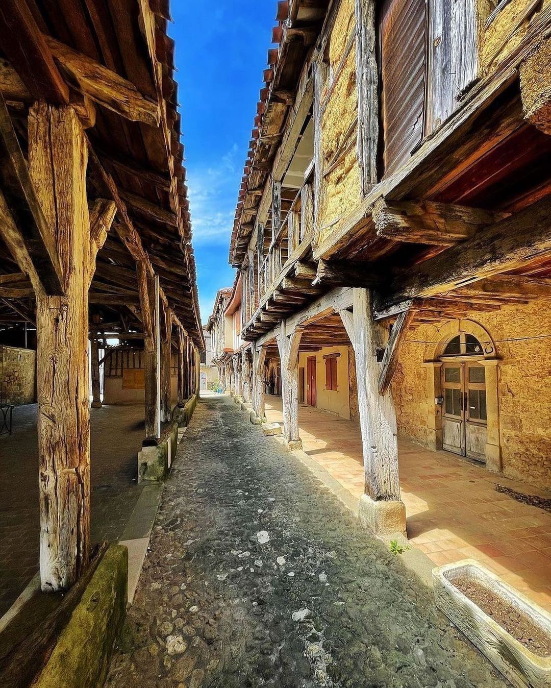 Ruelle de Bassoues.