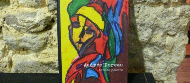 Audrée Doreau, artiste autiste expose au Conseil départemental