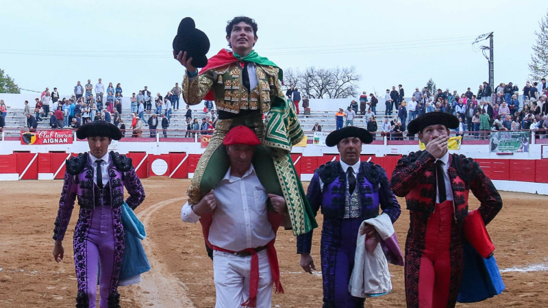 Aignan y Toros : une belle  feria pascale pour la dernière du président Bergamo