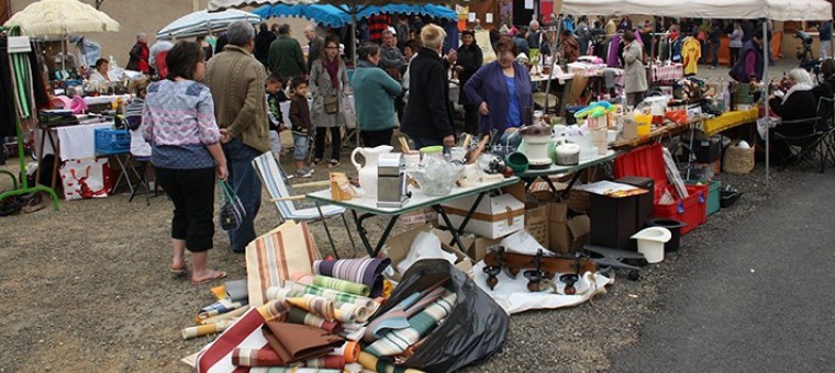 vide grenier photo lionel Lemaire.jpg