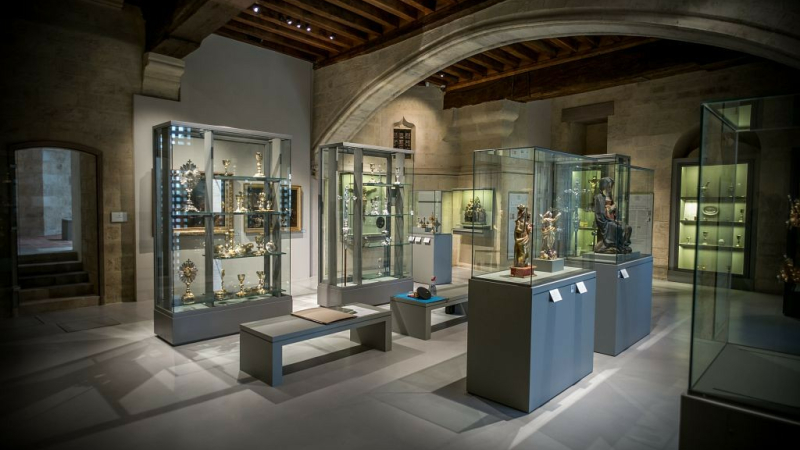 Nouvelles visites à la lampe torche pour la nuit des musées !