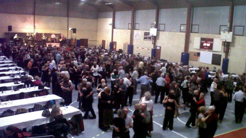 Grand bal musette lundi 8 mai au Houga