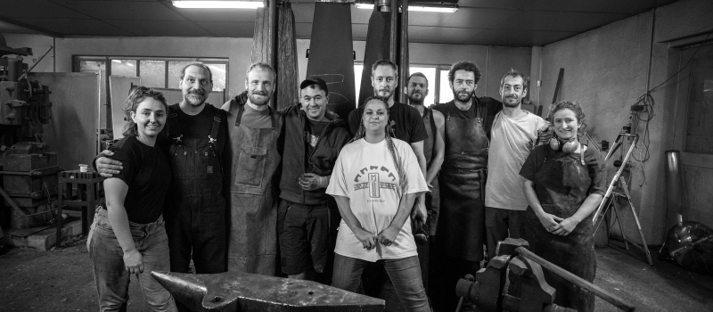 Sur TF1, "Les taillandiers de Notre Dame" dont fait partie Cécile Bouisset de l'Atelier vicois Les Frappantes