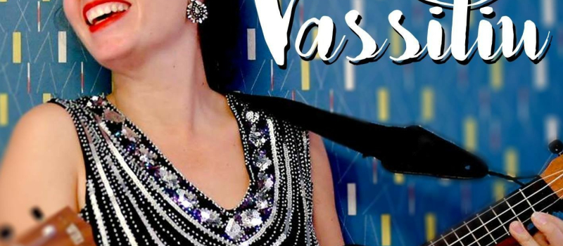 "Vu de là - haut tout est poussière" .... Léna-Rosa Vassiliu en concert à Puylausic le 2 juin